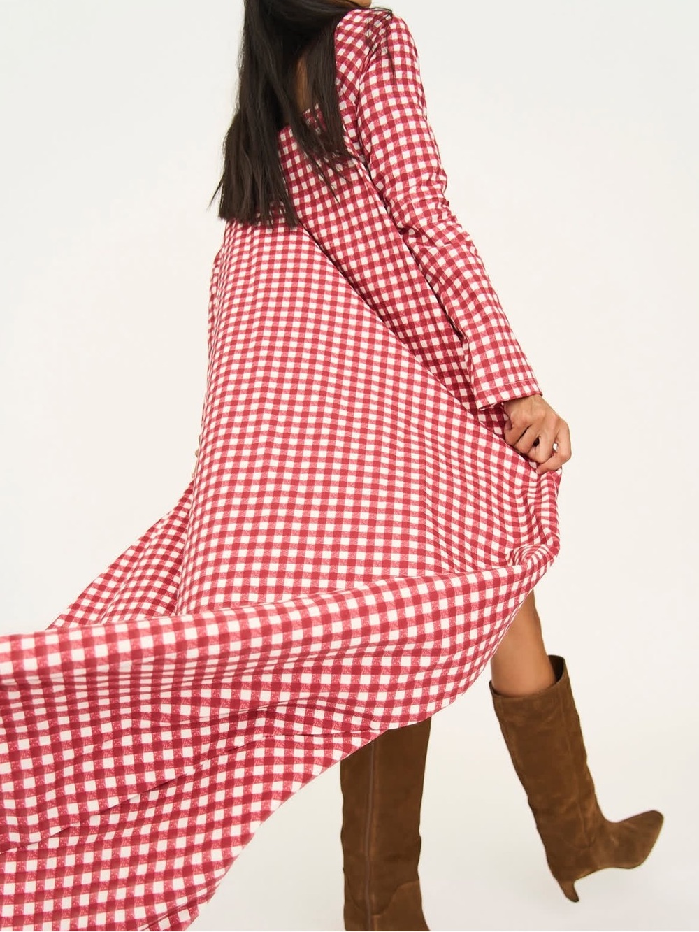 Byrdie Golf Social - Red Dress & Cape attachment